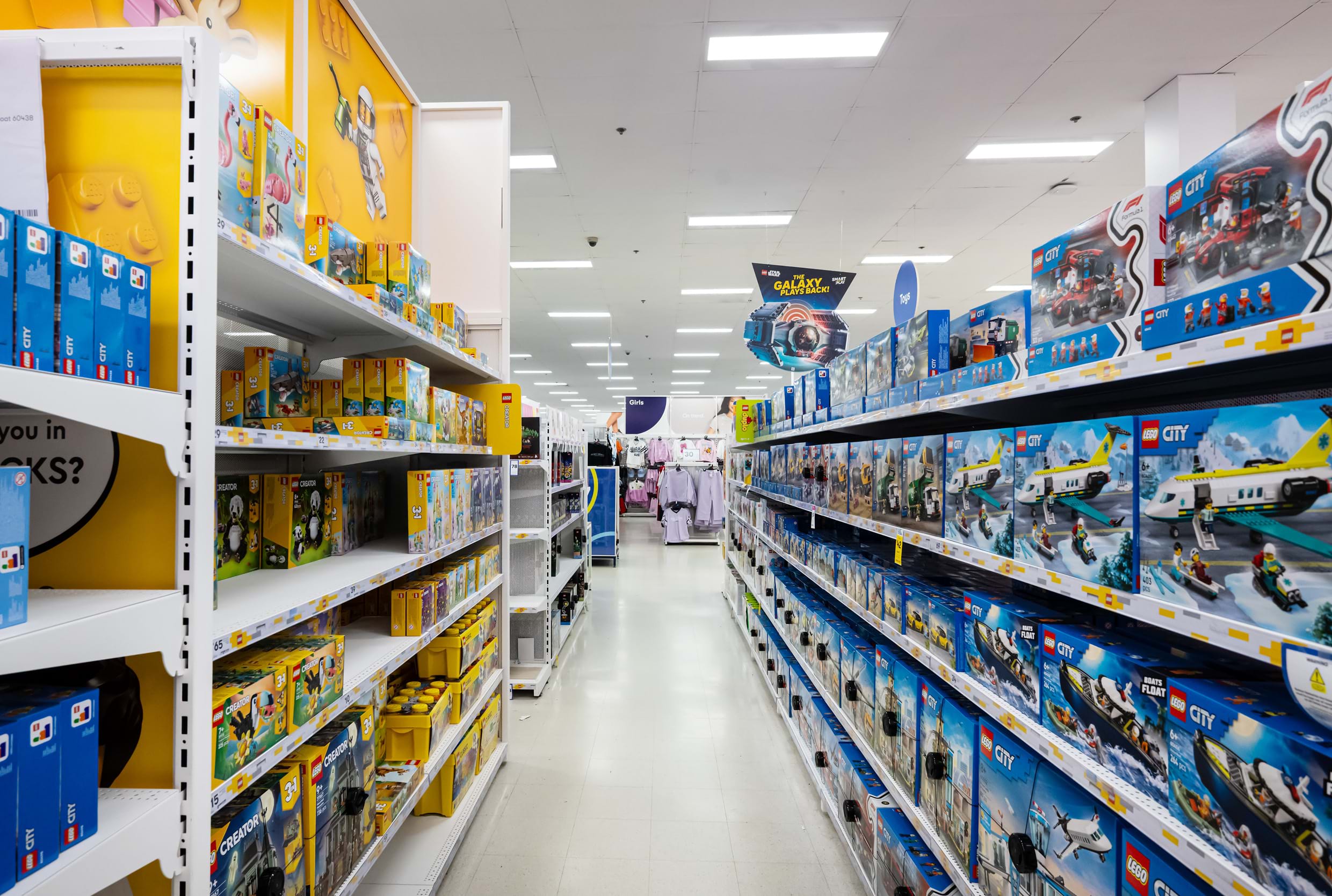 Retail Theatre for Lego at Big W - Styleprint